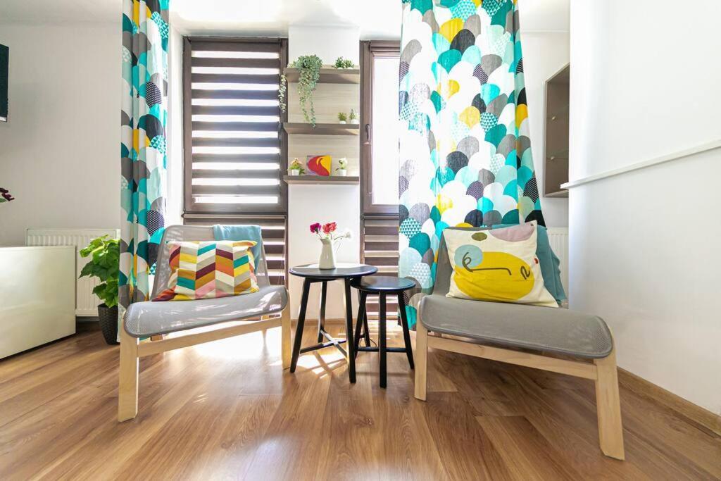 Central Studio Bucur Bucharest Luaran gambar