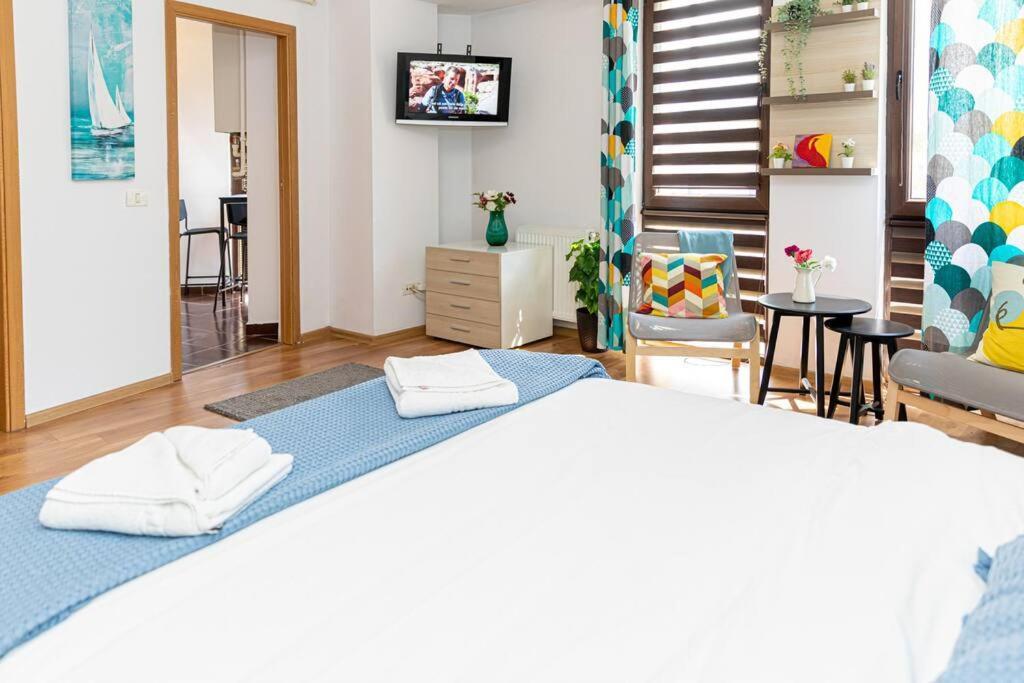 Central Studio Bucur Bucharest Luaran gambar