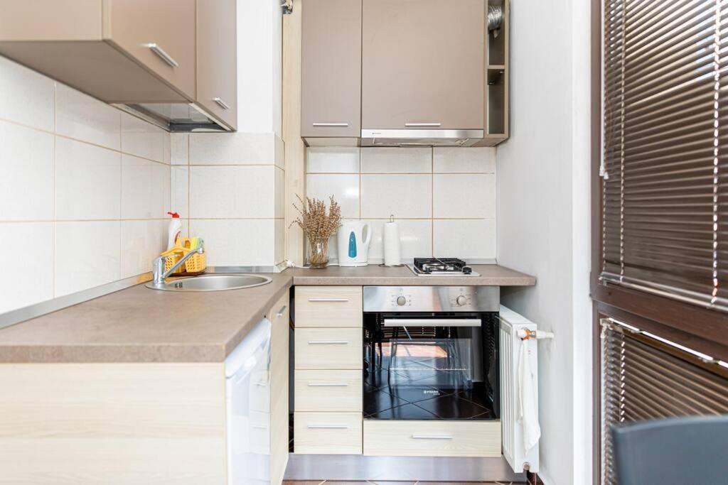 Central Studio Bucur Bucharest Luaran gambar