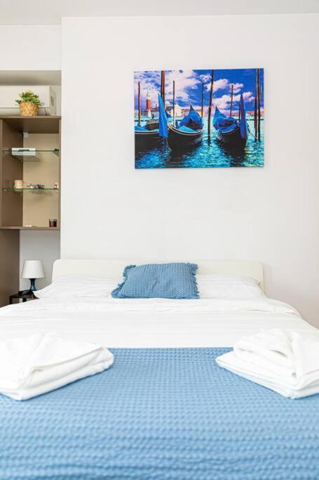 Central Studio Bucur Bucharest Luaran gambar