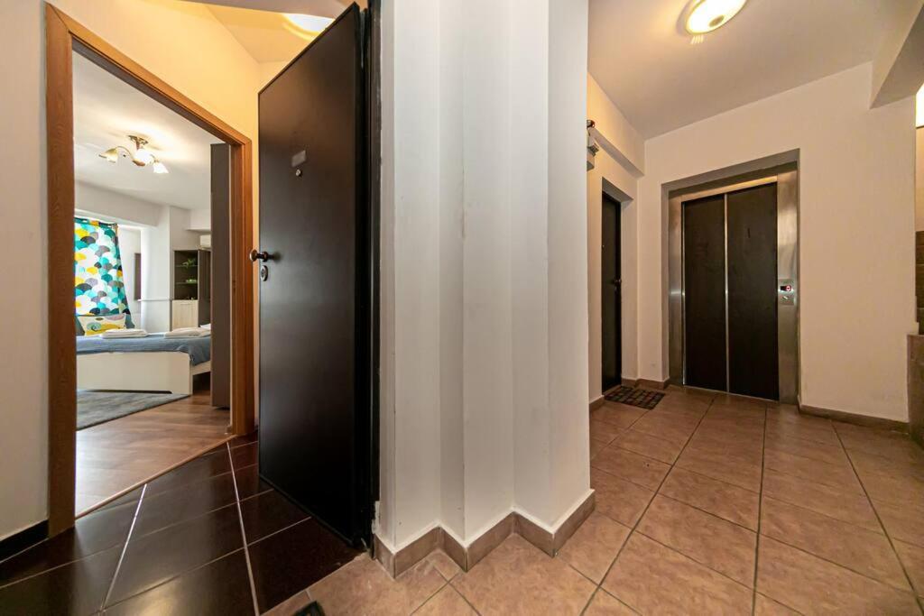 Central Studio Bucur Bucharest Luaran gambar