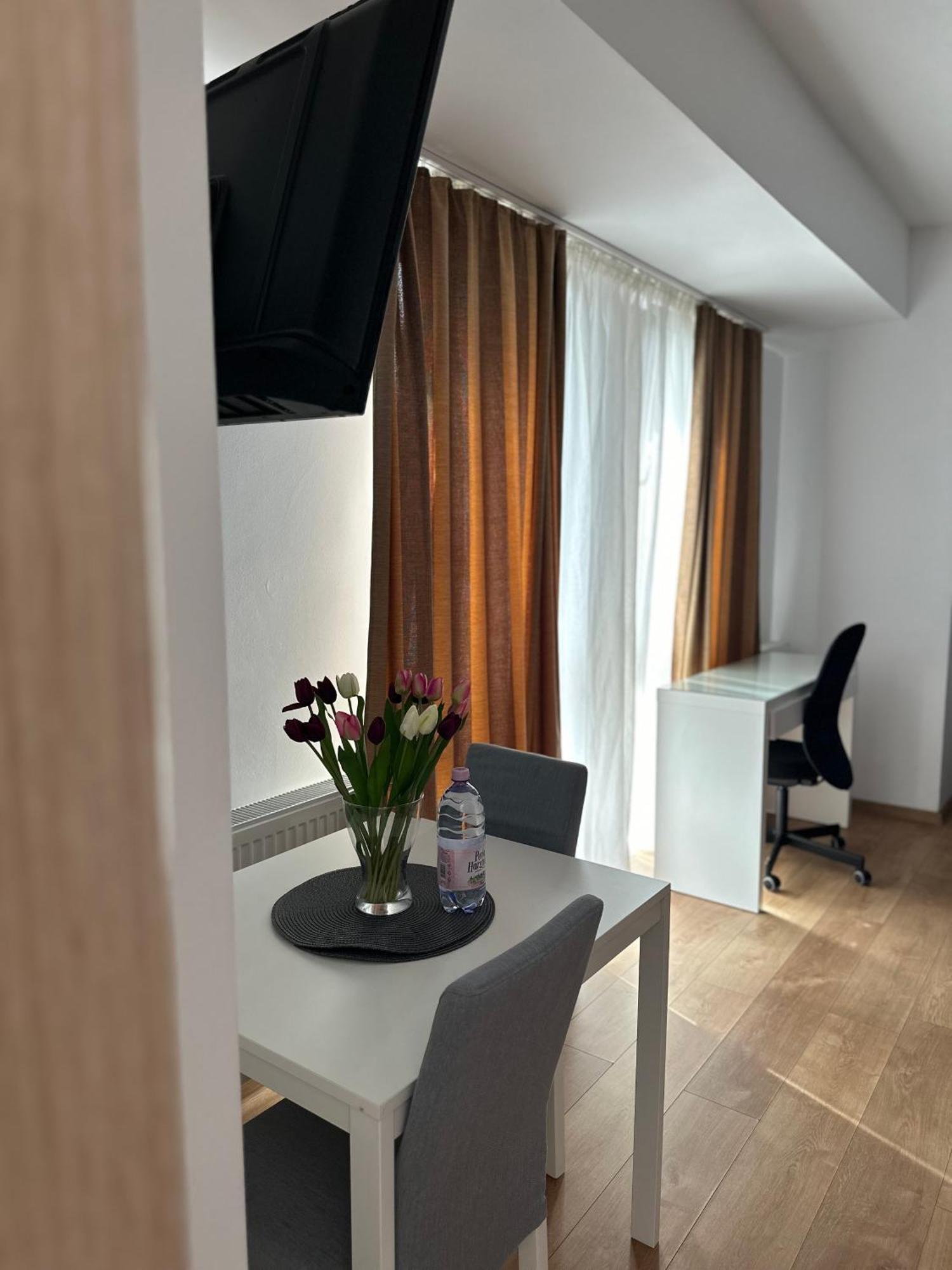Central Studio Bucur Bucharest Luaran gambar